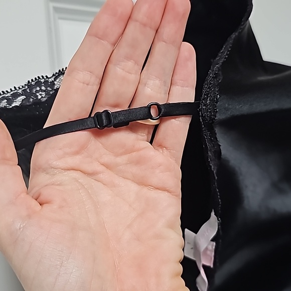 Victoria's Secret Silky Lingerie Top in Black With Lace Women's Size Large EUC - Picture 7 of 8